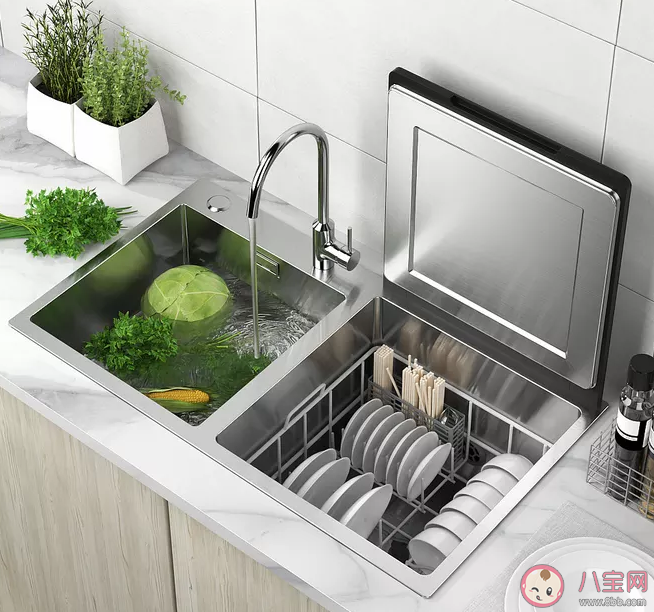 洗碗機(jī)耗水耗電嗎 用洗碗機(jī)有什么好處 洗碗機(jī)耗水耗電嗎 用洗碗機(jī)有什么好處