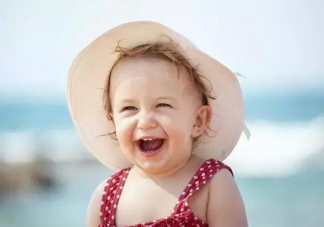 帶寶寶游泳怎么防曬 帶寶寶游泳防曬攻略