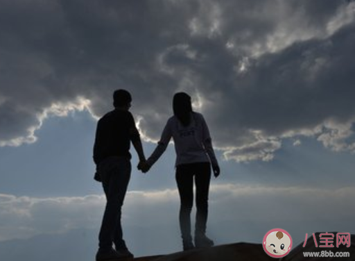 情侶下雨天室內(nèi)娛樂(lè)活動(dòng)有哪些 雨天情侶約會(huì)去哪里