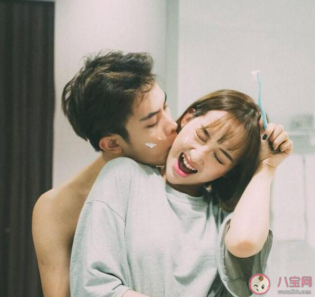 對待感情怎么判斷男生是玩玩還是認(rèn)真 男生玩玩和認(rèn)真對待感情的區(qū)別