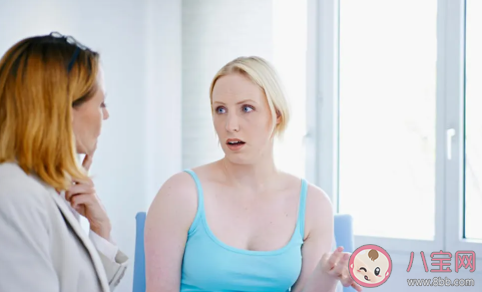 怎么和不熟悉的人聊天 和不熟悉的人聊天技巧