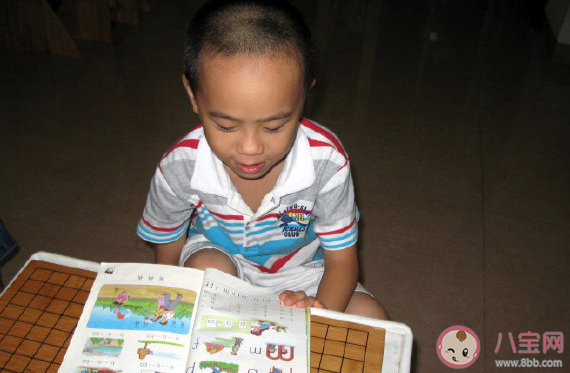 兒子馬上上小學(xué)了的心情說說 兒子被小學(xué)錄取了怎么發(fā)朋友圈