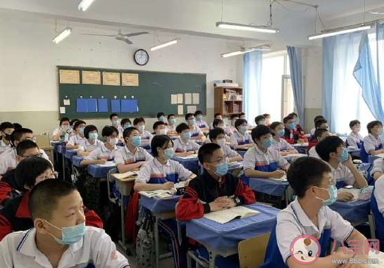 小神獸開學發朋友圈的說說 神獸開學的幽默搞笑說說