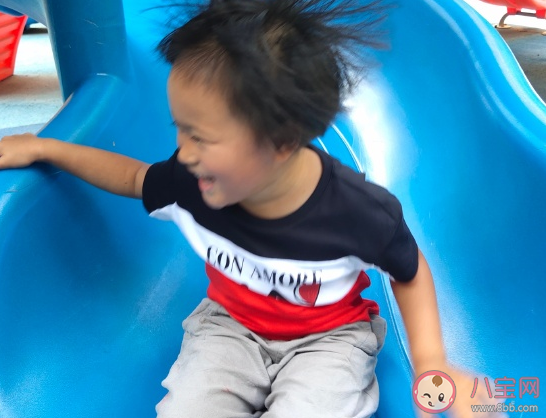 小神獸開學發朋友圈的說說 神獸開學的幽默搞笑說說