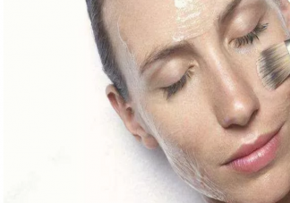 刷酸后皮膚脫皮是正常的嗎 刷酸的正確護(hù)膚步驟是什么