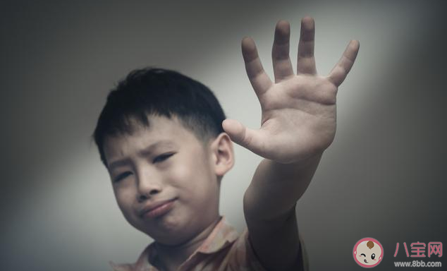 孩子在學校被孤立怎么辦 在學校被孤立有什么表現