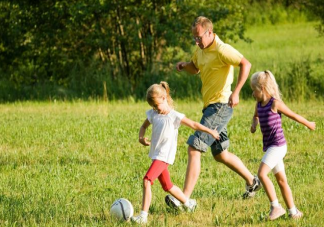 孩子們需要進(jìn)行多少活動(dòng) 孩子多運(yùn)動(dòng)有什么好處