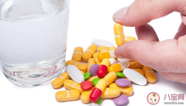 吃安眠藥喝酒會有什么后果 經常吃安眠藥有什么副作用