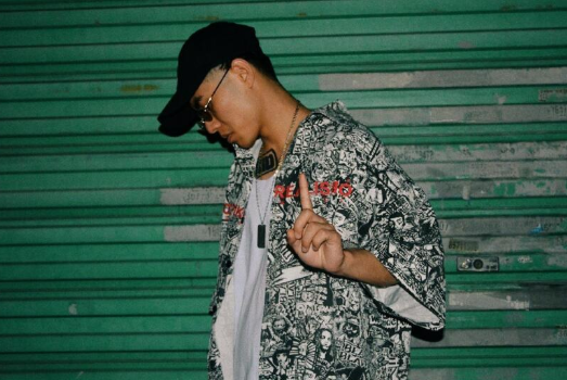 hey kong我坐在最后一排給你寫信是哪首歌 《Hey KONG》完整版歌詞在線聽歌 hey kong我坐在最后一排給你寫信是哪首歌 《Hey KONG》完整版歌詞在線聽歌