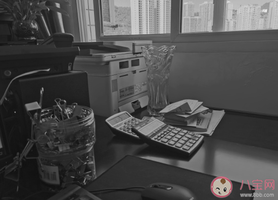 上班無聊發的心情說說句子 形容上班無聊的幽默搞笑句子 上班無聊發的心情說說句子 形容上班無聊的幽默搞笑句子