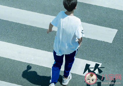 查完高考成績的朋友圈文案 看到高考分數(shù)朋友圈說說