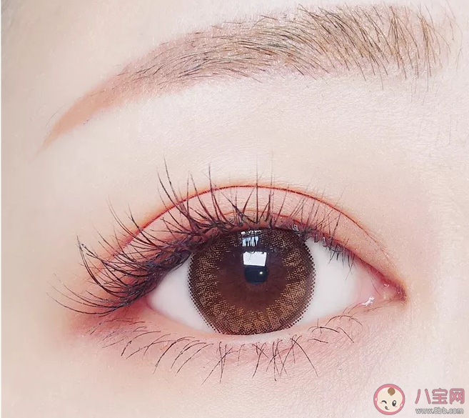 美瞳和隱形眼鏡哪個傷害大 美瞳和隱形眼鏡有什么區別 美瞳和隱形眼鏡哪個傷害大 美瞳和隱形眼鏡有什么區別