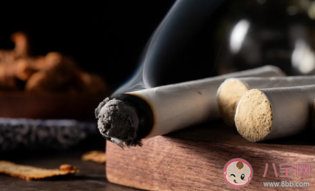 三伏天艾灸后吃什么好 艾灸后吃什么養生