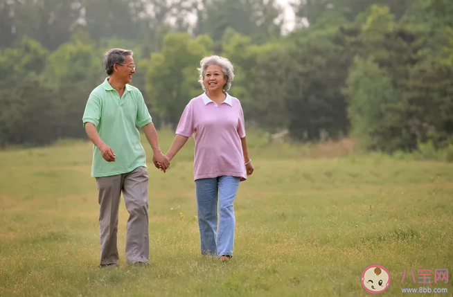 散步能降血壓嗎 高血壓患者散步要注意什么