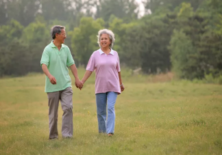 散步能降血壓嗎 高血壓患者散步要注意什么