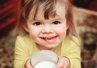 關于寶寶滿6個月了心情說說 寶寶6個月發朋友圈感慨短句