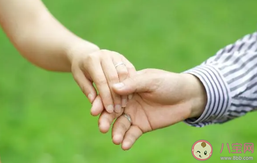 異地戀怎么才能長久穩定下來 如何保持新鮮感 異地戀怎么才能長久穩定下來 如何保持新鮮感