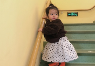 女兒會說話了發(fā)朋友圈文案 女兒開口說話家長感慨