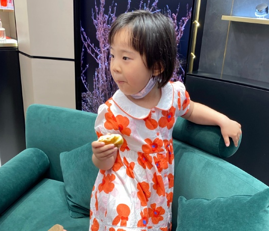 孩子考了100分發朋友圈說說 孩子考一百分心情感言句子