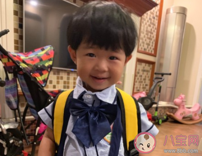 小孩第一天上幼兒園的朋友圈怎么發 孩子幼兒園第一天家長朋友圈說說