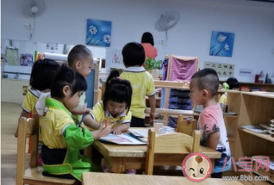 小孩第一天上幼兒園的朋友圈怎么發 孩子幼兒園第一天家長朋友圈說說