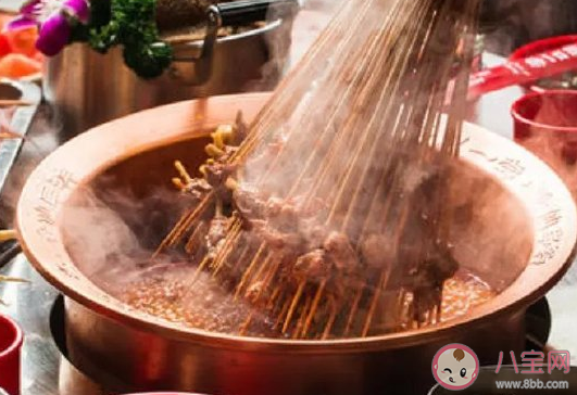 關于朋友圈曬美食經典語錄句子 朋友圈發美食配字文案說說