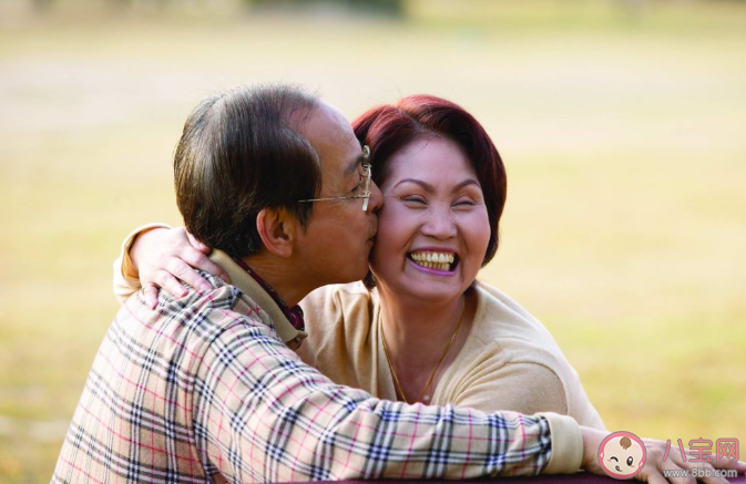 在一起時間長了就不需要性生活了嗎 老年人進行性生活有哪些好處