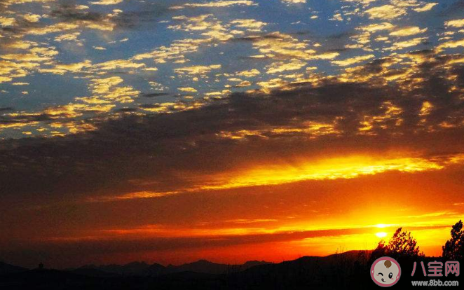 關于朝霞的唯美句子 形容朝霞很美的說說 關于朝霞的唯美句子 形容朝霞很美的說說