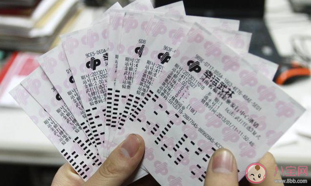 中獎后要不要告訴身邊人 中獎后要告訴親朋好友嗎