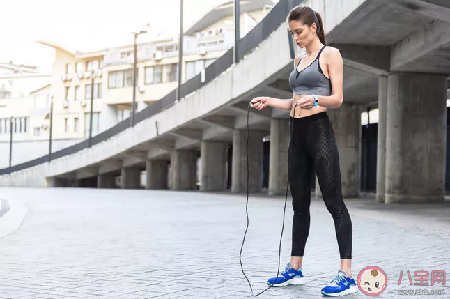 跳繩減肥真的會讓腿變粗嗎 跳繩的正確姿勢是什么