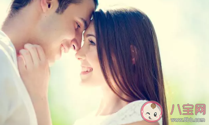 異性同事之間會日久生情嗎 同事間日久生情的表現 異性同事之間會日久生情嗎 同事間日久生情的表現