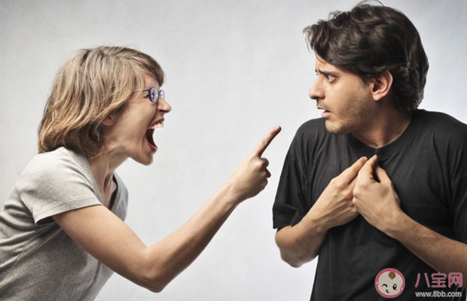 為什么夫妻吵架總是會說出傷人的話 夫妻正確吵架的方法