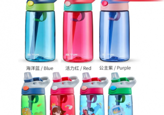 吸管杯吸管有塑料味怎么清除 吸管塑料杯能裝熱水嗎