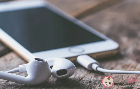 網(wǎng)易云音樂里面的抱抱如何觸發(fā) 網(wǎng)易云評(píng)論彩蛋抱抱怎么取消