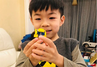 表揚孩子拼樂高的說說 孩子自己拼完樂高夸獎的話