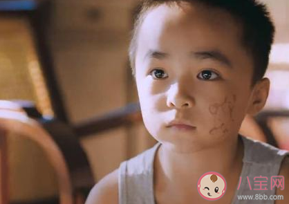 以家人之名賀子秋是孤兒嗎 賀子秋是誰的孩子