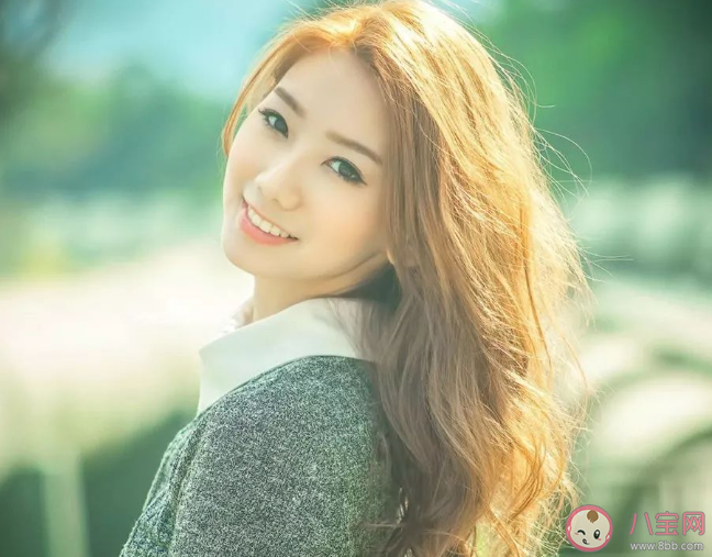 怎樣判斷喜歡的女生喜不喜歡自己 ?試探女生喜歡一個人的方法技巧 怎樣判斷喜歡的女生喜不喜歡自己 ?試探女生喜歡一個人的方法技巧