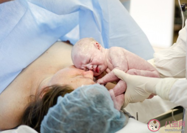 分娩時聽音樂會減輕疼痛嗎 分娩時聽什么音樂有助于緩解