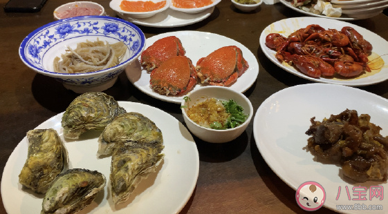 關于吃自助餐怎么發表朋友圈說說 形容吃自助餐的心