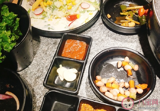 終于吃到螺螄粉和奶茶心情說說 吃到螺螄粉和奶茶發朋友圈文案