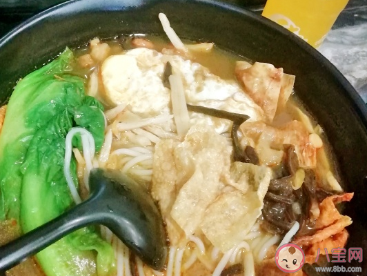 終于吃到螺螄粉和奶茶心情說說 吃到螺螄粉和奶茶發朋友圈文案