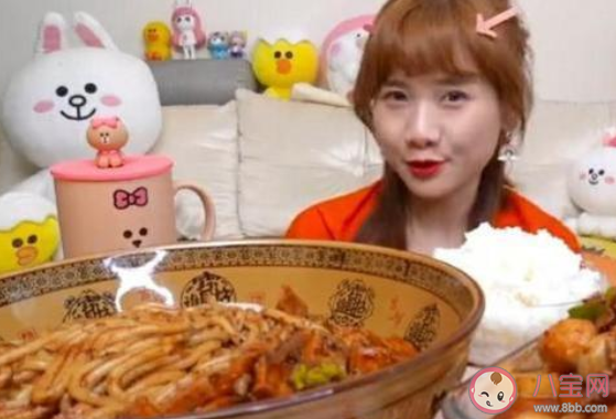 密子君去掉大胃王稱號是怎么回事 密子君催吐是真的嗎 密子君去掉大胃王稱號是怎么回事 密子君催吐是真的嗎