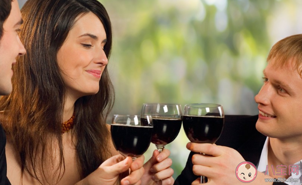 公司聯誼怎么撩小姐姐 怎么要小姐姐的微信和電話