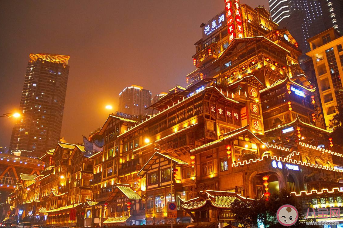 重慶網紅景點洪崖洞收費是真的嗎 洪崖洞景點游玩攻略