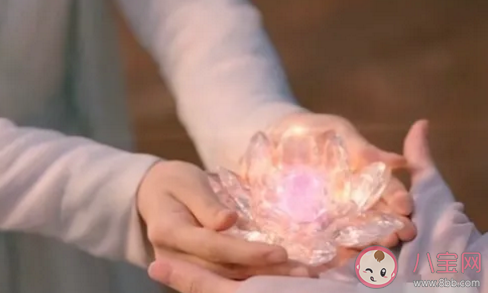 《琉璃美人煞》司鳳的面具什么時候變成笑臉 為什么司鳳摘下面具還是哭的