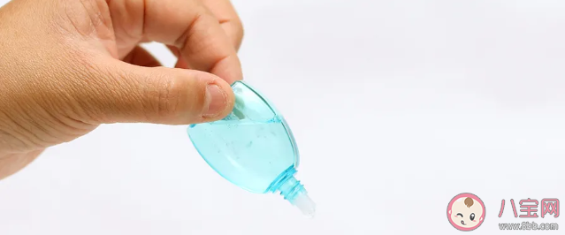 人工淚液比眼藥水好嗎 什么情況下可以用人工淚液