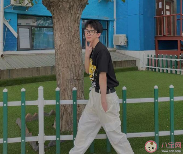 李尖尖男朋友微博是燃燒的燃的微博嗎 李尖尖男朋友微博是真的嗎