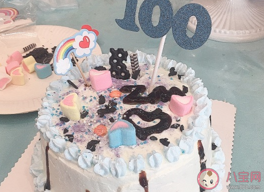 曬自己做的蛋糕發(fā)朋友圈句子 親手做蛋糕心情唯美句子