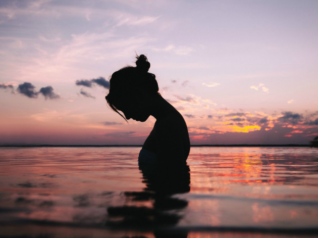 文藝而悲傷的朋友圈配文句子大全 朋友圈傷感文案 文藝而悲傷的朋友圈配文句子大全 朋友圈傷感文案