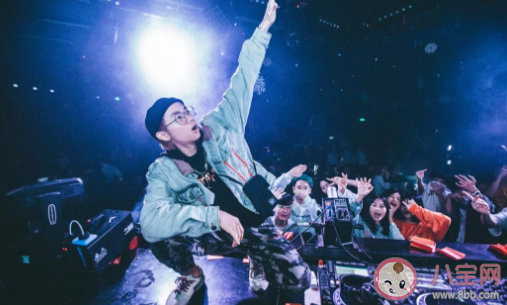 URBBRGROUN是什么歌叫什么名字 URBBRGROUG是什么意思 URBBRGROUN是什么歌叫什么名字 URBBRGROUG是什么意思